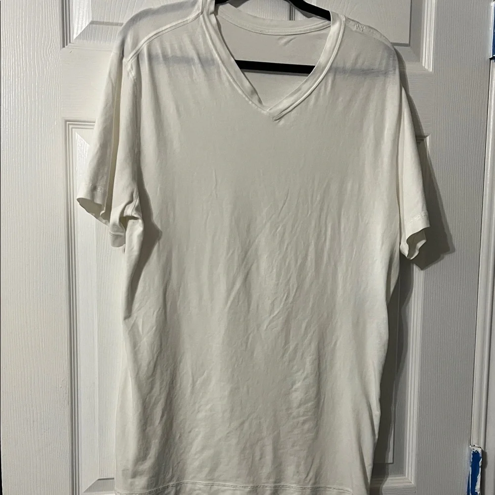 lululemon athletica white V-Neck Tee - Picture 2 of 5